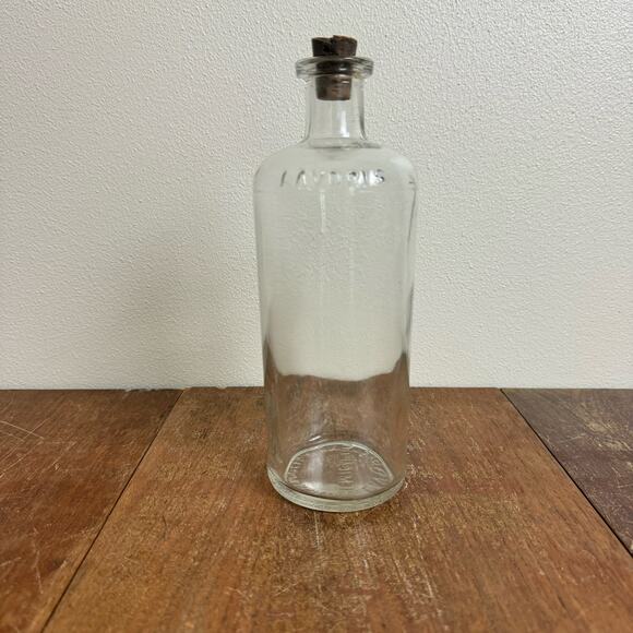 Antique Apothecary Lavoris Chemical Co. Minneapolis MN Embossed Bottle Cork Stop - Picture 1 of 9